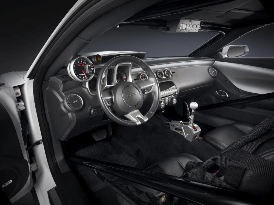  Chevrolet Camaro COPO Concept 2012 года  (фото 9 из 24)